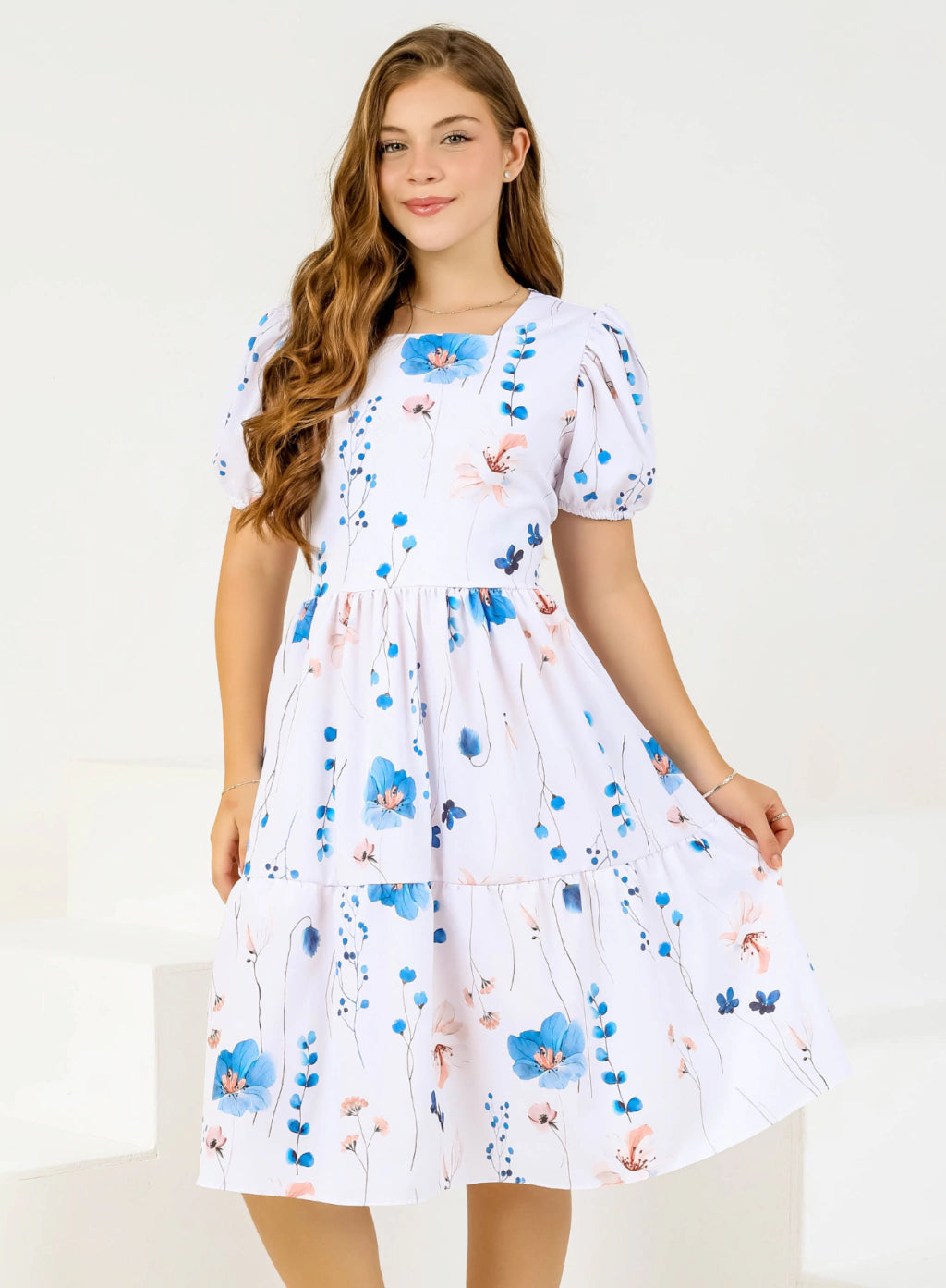 Vestido Laryssa Branco Flowers